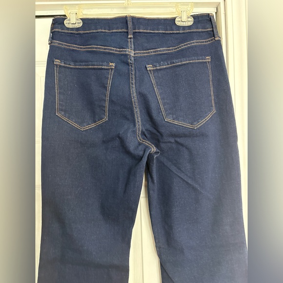 NWOT Old Navy High Waisted Wow Flare Jeans - Size 10, Dark Wash - Picture 11 of 14